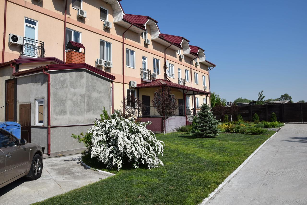 Sunlake Hotel Osokorki Gnedin Kültér fotó
